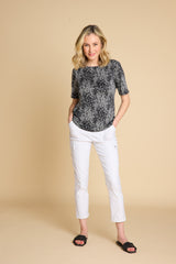 1/2 Sleeve Wave Print Top Black