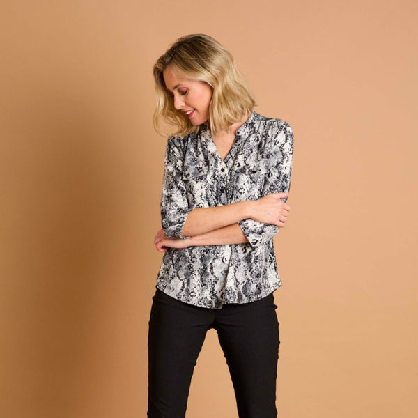 3/4 Sleeve Snake Print Mandarin Collar Grey