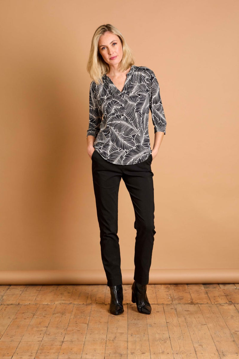3Qtr Sleeve Leaf Print Mandarin Collar Black/Ivory