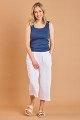 Lightweight Cropped Trousers